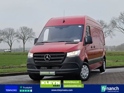 Mercedes-Benz SPRINTER 214
