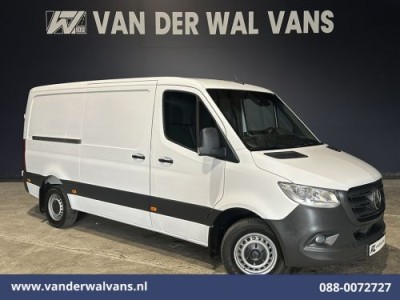 Mercedes-Benz Sprinter 317 CDI 170pk L2H1 Euro6 Airco | Camera | Navigatie | Apple Carplay | Cruisecontrol | Trekhaak Android Auto, Chauffeursstoel, Bijrijdersbank