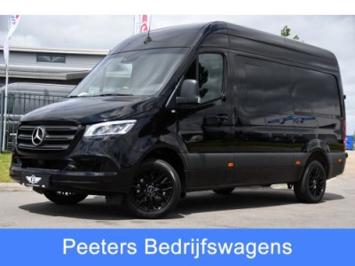 Mercedes-Benz Sprinter 319 3.0 CDI L2H2 DC Black Edition MARGE! Adaptieve Cruise, Camera, LED, Carplay, Standkachel, 10,5 Mbux, Automaat, 3500kg Trekhaak, Uniek!