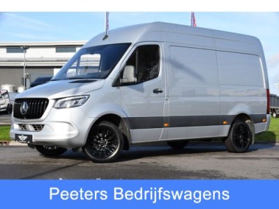 Mercedes-Benz Sprinter 319 V6 3.0 CDI L2H2 AMG Edition 360 Camera, Cruise, Carplay, 10,5 Mbux, LED, Stoelverwarming, Standkachel, Automaat, Trekhaak, Uniek!