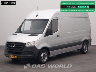 Mercedes-Benz Sprinter 215 CDI Automaat 150pk L2H2 MBUX Camera Airco Parkeersensoren CarPlay Euro6 L2 Airco