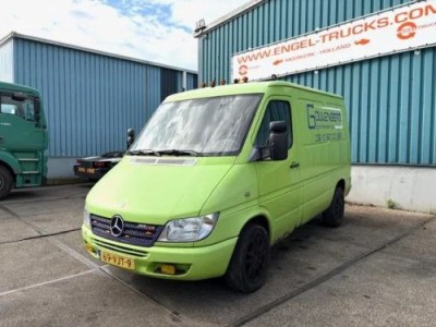 Mercedes-Benz Sprinter 311 CDI CLOSED VAN  (MANUAL GEARBOX)
