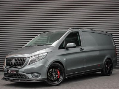 Mercedes-Benz Vito 215PK JB-EDITION FULL BLACK / AMG / SPOILER / VERLAGINGSVEREN / NAVIGATIE / CLIMATE CONTROL / TREKHAAK / CRUISE