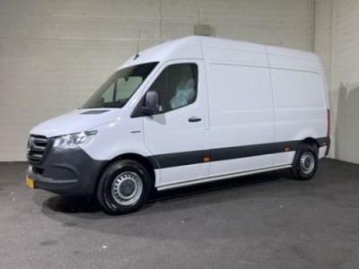 Mercedes-Benz eSprinter L2 H2 55 kWh Airco 270gr Achterdeuren