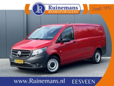 Mercedes-Benz eVito 66 kWh 116 PK BPM VRIJ / 14.706 KM !! / L2H1 / AUTOMAAT / ACHTERKLEP / AIRCO / CRUISE / NAVI / CARPLAY / STOELVERWARMING / 3-ZITS / PDC