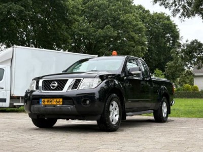 Nissan Navara 2.5 dCi SE King Cab AIRCO, Trekhaak 3000 KG, cruise control *EXPORT*  Volkswagen Amarok, Toyota Hilux, Ford Ranger,
