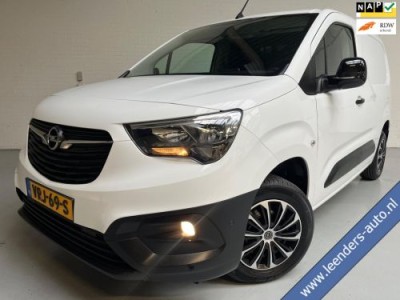Opel Combo 1.5D 100pk euro6 L1H1 Edition 3persoons, Airco, Camera, CruiseControl, Navigatie, Trekhaak, RIJKLAARPRIJS!