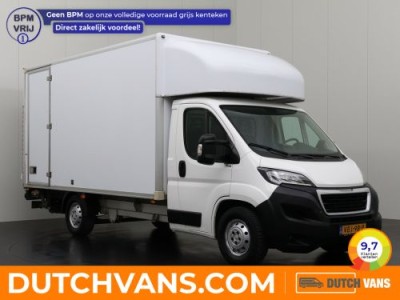 Peugeot Boxer 2.0BlueHDI 160PK Bakwagen+Laadklep | Dakspoiler | Zijdeur | Navigatie | Camera | 3-Persoons