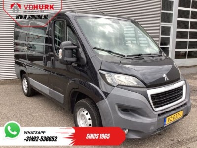 Peugeot Boxer 2.0 HDI 130 pk EXPORT Climate/ Cruise/ Gev. Stoel/ Navi/ PDC/ Trekhaak/ 2.5t Trekverm.