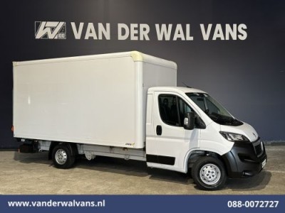 Peugeot Boxer 2.2 BlueHDi 141pk Bakwagen Laadklep Euro6 Airco | Cruisecontrol | 985kg laadvermogen Bijrijdersbank