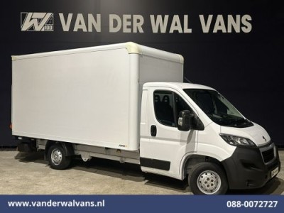 Peugeot Boxer 2.2 BlueHDi 141pk Bakwagen Laadklep Euro6 Airco | Cruisecontrol | 985kg laadvermogen Bijrijdersbank