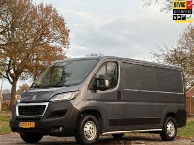 Peugeot Boxer 330 2.2BlueHDi 140PK L2H1Premium|NAP|airco|cruise|achteruitrijcamera|navi|trekhaak|bluetooth|elektrisch pakket|EURO6