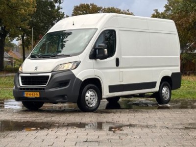 Peugeot Boxer 335 2.0 BlueHDI L2H2 Pro EURO6, Airco, Navi, Cruise, 2500 KG trekgewicht, camera