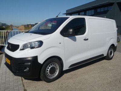 Peugeot Expert 1.5 BlueHDI 120 pk S&S L2 Navi, airco, bank standaard