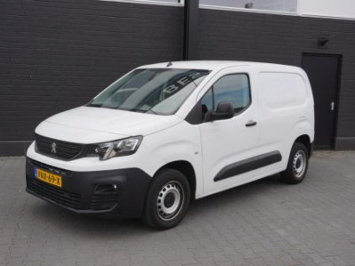 Peugeot Partner 1.2 PT Benzine! EURO 6 - Airco - Navi - Cruise - â¬12.900,- Excl.