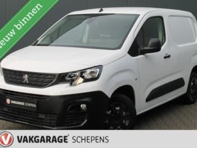 Peugeot Partner 1.2 PureTech | Navi | Camera | Marge | 3 zits