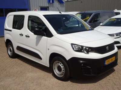 Peugeot Partner 1.2 PureTech Pro BENZINE  AIRCO NAVI CRUISE CONTROL PDC SCHUIFDEUR