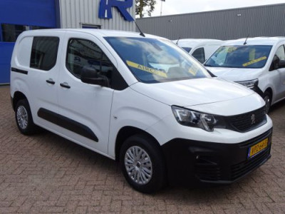 Peugeot Partner 1.2 PureTech Pro BENZINE  AIRCO NAVI CRUISE CONTROL PDC SCHUIFDEUR