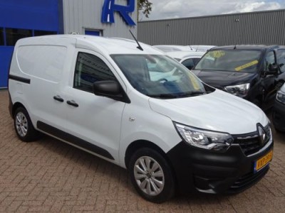 Renault Express Renault Express 1.5 dCi 50 x VOORRAAD EU6 GROOT NAVI AIRCO CRUISE CONTROL PDC
