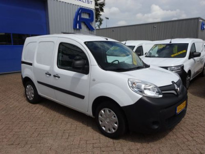 Renault Kangoo 1.5 dCi AIRCO NAVIGATIE CRUISE CONTROL SCHUIFDEUR