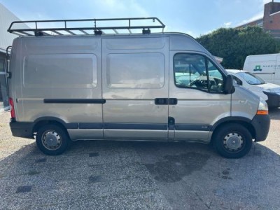 Renault Master 2.5 dCi L2H2,26-11-2009,88kw/120pk,334277km,2195,-excl