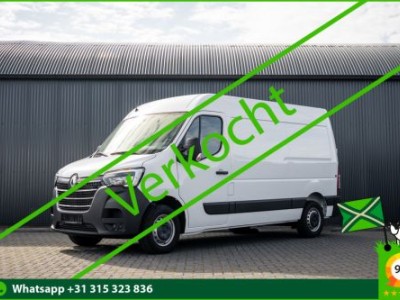 Renault Master **Bleu DCI 135PK | L2H2 | Nieuw | Navi | 3-Zits | LED | Cruise | Airco**