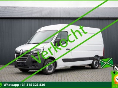 Renault Master **Bleu DCI 135PK | L2H2 | Nieuw | Navi | 3-Zits | LED | Cruise | Airco**
