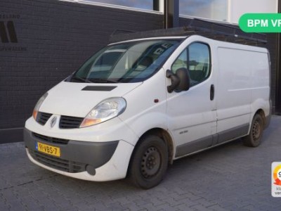 Renault Trafic 1.9 dCi 100PK - Airco - Trekhaak - Imperiaal - ⬠1.499,- Excl.