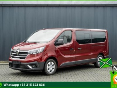 Renault Trafic Blue dCi 150PK | L2H1 | 9-Zits | Incl. BTW/BPM | LED LED | Camera | Navi | Zijschuifdeur R+L | Cruise | Airco | PDC