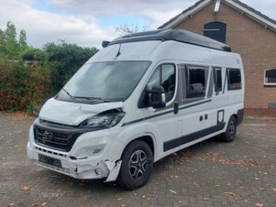 Schade bedrijfswagens Carado Pro CVE 600 SLAAPDAK/AIRCO/AUTOMAAT BJ 2023