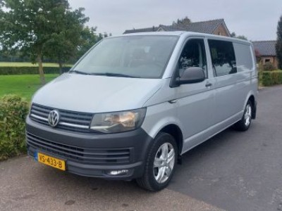 Schade bedrijfswagens Transporter 2.0 TDI L2H1 DC Comfortline AIRCO BJ 2015