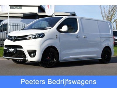 Toyota PROACE 2.0 D-4D GR Sport Edition 360 Camera, Cruise, Carplay, Head-up, 177pk, 2 x Schuifdeur, Trekhaak, Stoelverwarming, Automaat, Uniek!