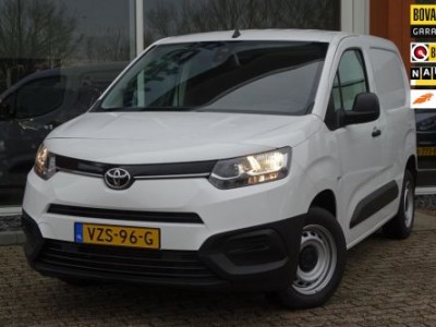 Toyota PROACE CITY 1.2 Turbo Cool Comfort