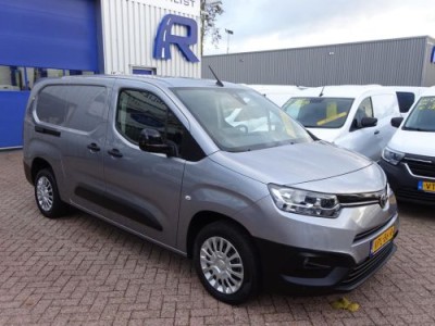 Toyota PROACE CITY 1.5 D-4D Navigator Long 130 PK NAVI CRUISE PDC