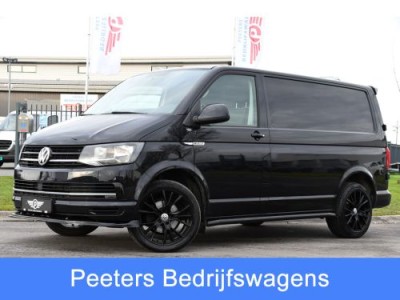 Volkswagen Transporter 2.0 TDI L1H1 Black Edition Cruise, Stoelverwarming, 150pk, Automaat, Sensoren, Trekhaak, Standkachel, Uniek!