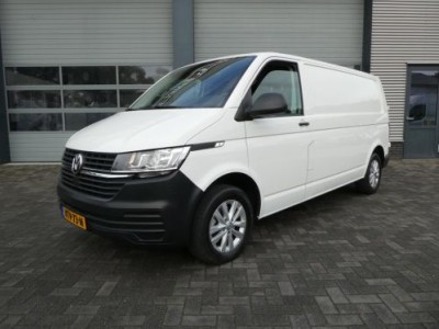 Volkswagen Transporter 2.0 TDI L2H1 150 pk automaat , 3 zits , trekhaak