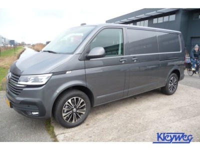 Volkswagen Transporter 2.0 TDI L2H1 30 Highline 204 pk showroom model 2 schuifdeuren BPM vrij