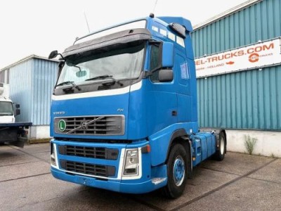 Volvo FH 400 GLOBETROTTER (VIN: 7B446149 / I-SHIFT / ADR-VLG / AIRCONDITIONING / COMPLETE SPOILERSET ON CABIN)